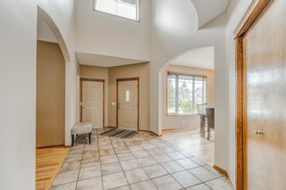 Photo 18: 49 Discovery Ridge Road SW in Calgary: Discovery Ridge Detached for sale : MLS®# A2043206