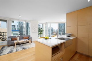 Photo 6: 1707 565 SMITHE STREET in Vancouver: Downtown VW Condo for sale (Vancouver West)  : MLS®# R2505177