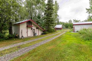 Photo 35: 960 GEDDES Road in Prince George: Tabor Lake House for sale in "Tabor Lake" (PG Rural East (Zone 80))  : MLS®# R2604006