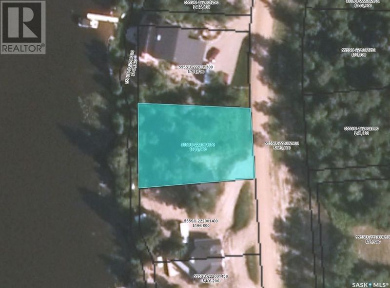 FEATURED LISTING: Sunset Cove Lakefront Lot Cowan Lake