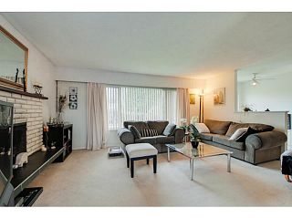 Photo 3: 5115 WOODSWORTH ST in Burnaby: Greentree Village House for sale (Burnaby South)  : MLS®# V1051915