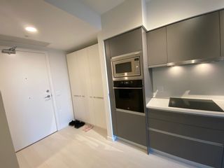 Photo 4: 309 180 E 2ND Avenue in Vancouver: Mount Pleasant VE Condo for sale in "Second & Main" (Vancouver East)  : MLS®# R2834091