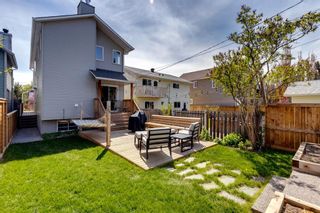 Photo 5: 1758 7 Avenue NW in Calgary: Hillhurst Detached for sale : MLS®# A1222866