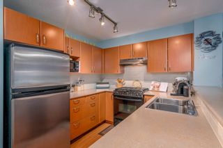 Photo 9: 115 4723 DAWSON Street in Burnaby: Brentwood Park Condo for sale in "COLLAGE" (Burnaby North)  : MLS®# R2212643