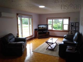 Photo 8: 2359 Athol Road in Springhill: 102S-South of Hwy 104, Parrsboro Residential for sale (Northern Region)  : MLS®# 202218328