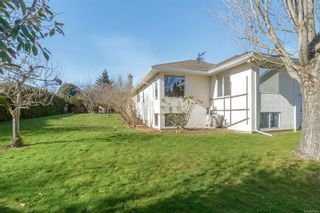 Photo 38: 2329 Hollyhill Pl in Saanich: SE Arbutus House for sale (Saanich East)  : MLS®# 895474