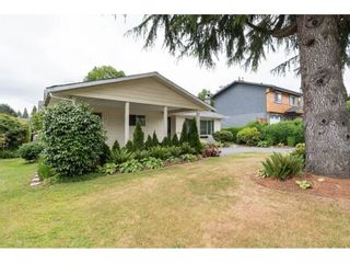 Photo 6: 15658 BROOME Road in Surrey: King George Corridor House for sale (South Surrey White Rock)  : MLS®# R2376769