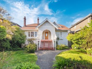 Main Photo: 1967 W 42ND Avenue in Vancouver: Kerrisdale House for sale (Vancouver West)  : MLS®# R2882639