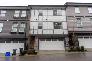 Photo 1: 30 8161 201ST Street in Langley: Willoughby Heights Townhouse for sale in "FRAME" : MLS®# R2844823