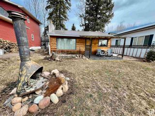 Photo 3: 423 5 Street: Rural Wetaskiwin County Cottage for sale : MLS®# E4332111