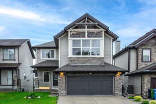 Photo 1: 105 Cortina Bay SW in Calgary: Springbank Hill Detached for sale : MLS®# A2142085