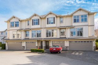 Photo 1: 119 6450 VEDDER Road in Chilliwack: Sardis East Vedder Rd Townhouse for sale in "Country Grove" (Sardis)  : MLS®# R2439161