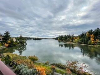 Photo 2: 306 485 Island Hwy in View Royal: VR Six Mile Condo for sale : MLS®# 889617