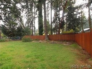 Photo 18: 481 Webb Pl in VICTORIA: Co Wishart South House for sale (Colwood)  : MLS®# 592217