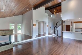 Photo 2: 5013 1 Avenue in Delta: Pebble Hill House for sale (Tsawwassen)  : MLS®# R2178344