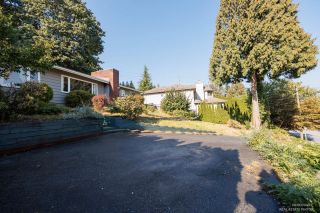 Photo 21: 2996 SPURAWAY Avenue in Coquitlam: Ranch Park House for sale : MLS®# R2727004