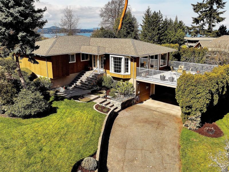 FEATURED LISTING: 4548 SEAWOOD Terr Saanich