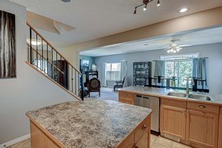 Photo 12: 99 Rockywood Circle NW in Calgary: Rocky Ridge Detached for sale : MLS®# A2054130