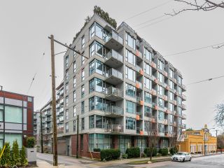 Photo 2: 802 251 E 7TH Avenue in Vancouver: Mount Pleasant VE Condo for sale in "DISTRICT SOUTH MAIN" (Vancouver East)  : MLS®# R2659563