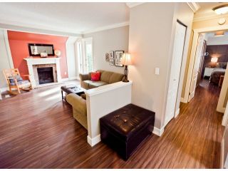 Photo 11: 1807 LILAC Drive in Surrey: King George Corridor Townhouse for sale in "ALDERWOOD PLACE" (South Surrey White Rock)  : MLS®# F1321889