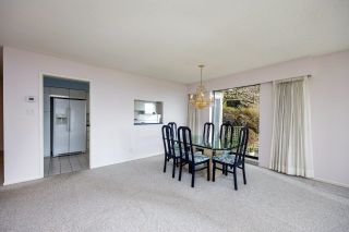 Photo 7: 14 2238 FOLKESTONE Way in West Vancouver: Panorama Village Condo for sale in "Panorama Gardens" : MLS®# R2878143