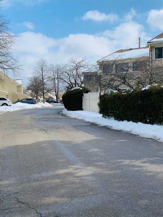 Photo 1: 70 2676 Folkway Drive in Mississauga: Erin Mills Condo for lease : MLS®# W5965911