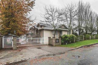 Photo 1: 102 10538 153 Street in Surrey: Guildford Townhouse for sale in "Regents Gate" (North Surrey)  : MLS®# R2119812