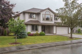 Photo 1: 23915 121 AVENUE in Maple Ridge: East Central House for sale : MLS®# R2279231