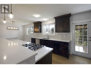 Photo 8: 1535 Crawford Road in Kelowna: House for sale : MLS®# 10310827