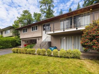Photo 3: 1232 BRACKNELL Crescent in North Vancouver: Canyon Heights NV House for sale : MLS®# R2758542