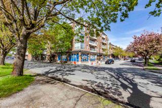 Photo 2: 201 2071 W 42ND Avenue in Vancouver: Kerrisdale Townhouse for sale (Vancouver West)  : MLS®# R2170413