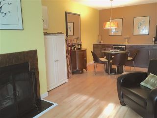 Photo 3: 105 620 BLACKFORD Street in New Westminster: Uptown NW Condo for sale in "DEERWOOD COURT" : MLS®# R2209879