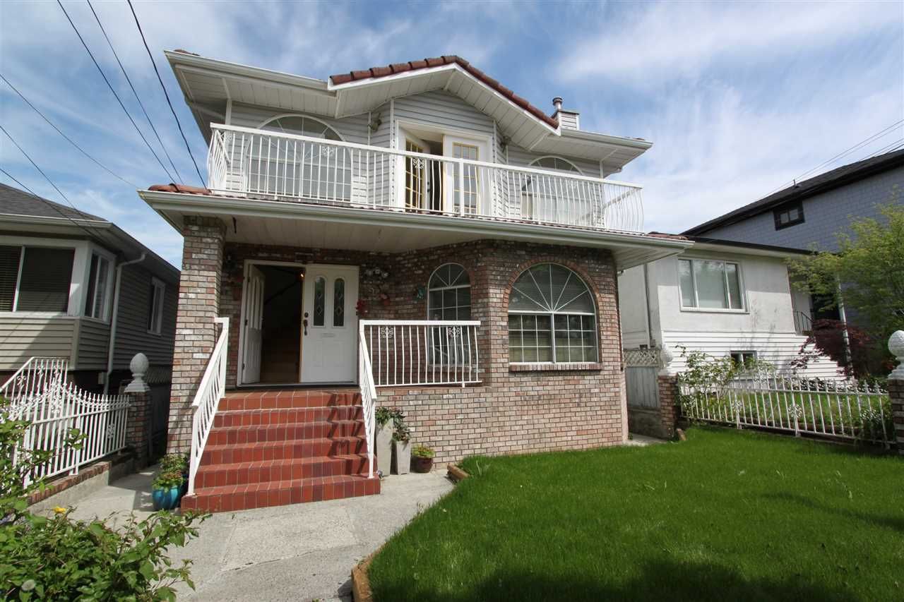 Main Photo: 4212 WINDSOR Street in Vancouver: Fraser VE House for sale (Vancouver East)  : MLS®# R2333581