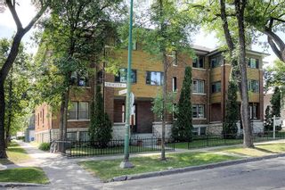 Photo 1: 12 734 Dorchester Avenue in Winnipeg: condo for sale (1B)  : MLS®# 202026975