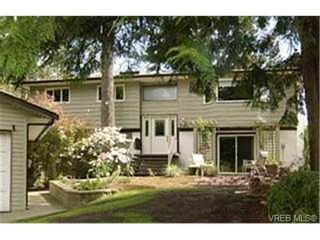 Photo 1:  in VICTORIA: La Mill Hill House for sale (Langford)  : MLS®# 428484