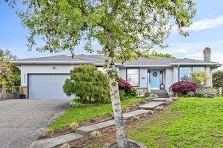Main Photo: 6430 179 Street in Surrey: Cloverdale BC House for sale (Cloverdale)  : MLS®# R2877876