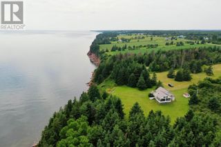 Photo 1: 4467 Cape Bear Road in High Bank: House for sale : MLS®# 202218084