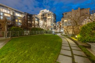 Photo 34: 801 1833 CROWE Street in Vancouver: False Creek Condo for sale in "The Foundry" (Vancouver West)  : MLS®# R2874126