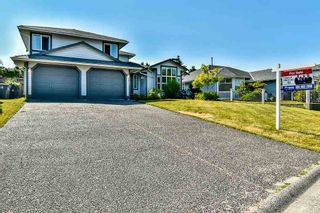 Photo 1: 9381 160A Street in Surrey: Fleetwood Tynehead House for sale : MLS®# R2188719
