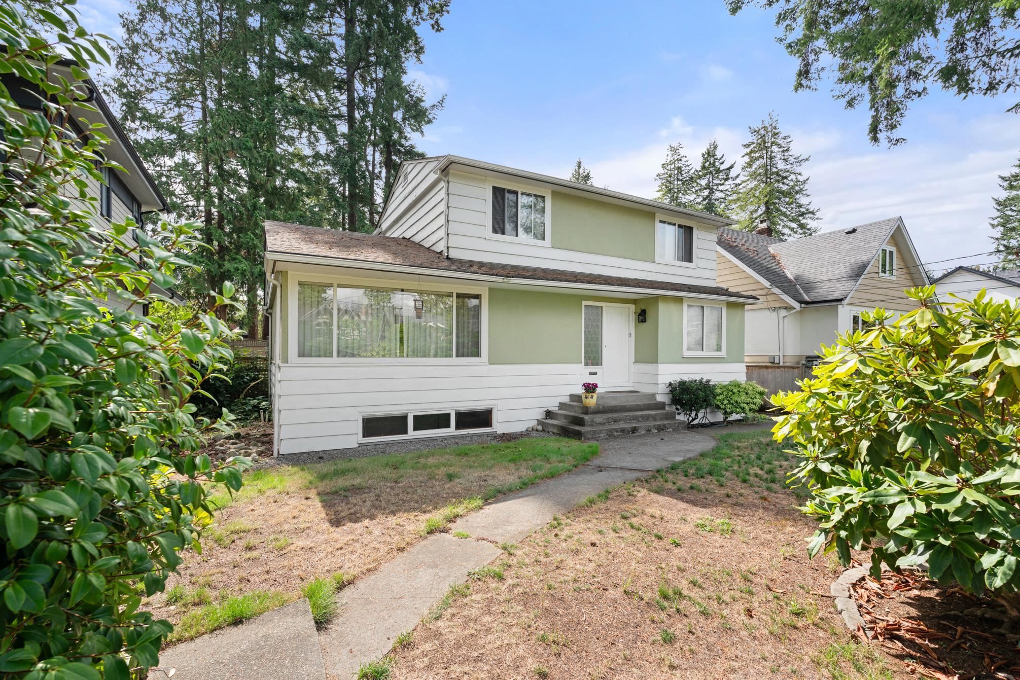 Main Photo: 1375 W 21ST Street in North Vancouver: Pemberton Heights House for sale : MLS®# R2814175