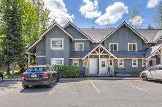 Main Photo: 31 2720 CHEAKAMUS Way in Whistler: Bayshores Townhouse for sale in "Eaglecrest" : MLS®# R2886018