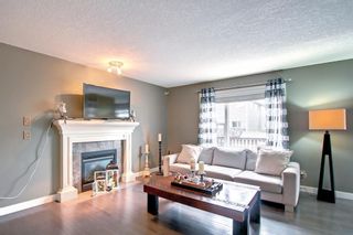Photo 3: 62 Everglen Crescent SW in Calgary: Evergreen Detached for sale : MLS®# A1233211