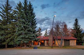 Photo 1: 135 Pump Hill Road SW in Calgary: Pump Hill Detached for sale : MLS®# A2117837