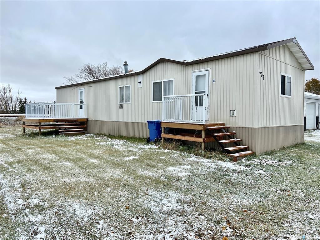 Main Photo: 437 Vincent Avenue West in Churchbridge: Residential for sale : MLS®# SK913675