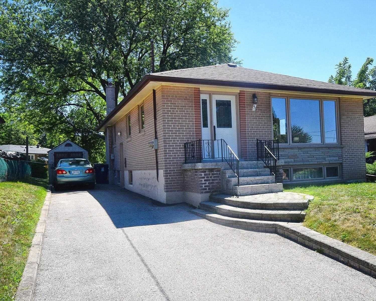 Main Photo: 5 Hurley Crescent in Toronto: Bendale House (Bungalow) for sale (Toronto E09)  : MLS®# E5730816