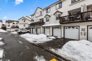 Photo 1: 8 45740 THOMAS Road in Chilliwack: Vedder Crossing Townhouse for sale in "RIVER WYND" (Sardis)  : MLS®# R2843108