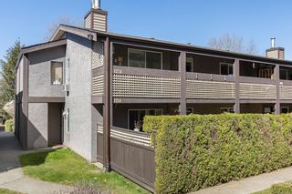 Photo 2: 1724 34909 OLD YALE Road in Abbotsford: Abbotsford East Townhouse for sale in "The Gardens" : MLS®# R2764133
