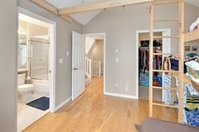 Photo 9: 107 209 E 6TH Street in North Vancouver: Lower Lonsdale Townhouse for sale in "Rose Garden Court" : MLS®# R2135887