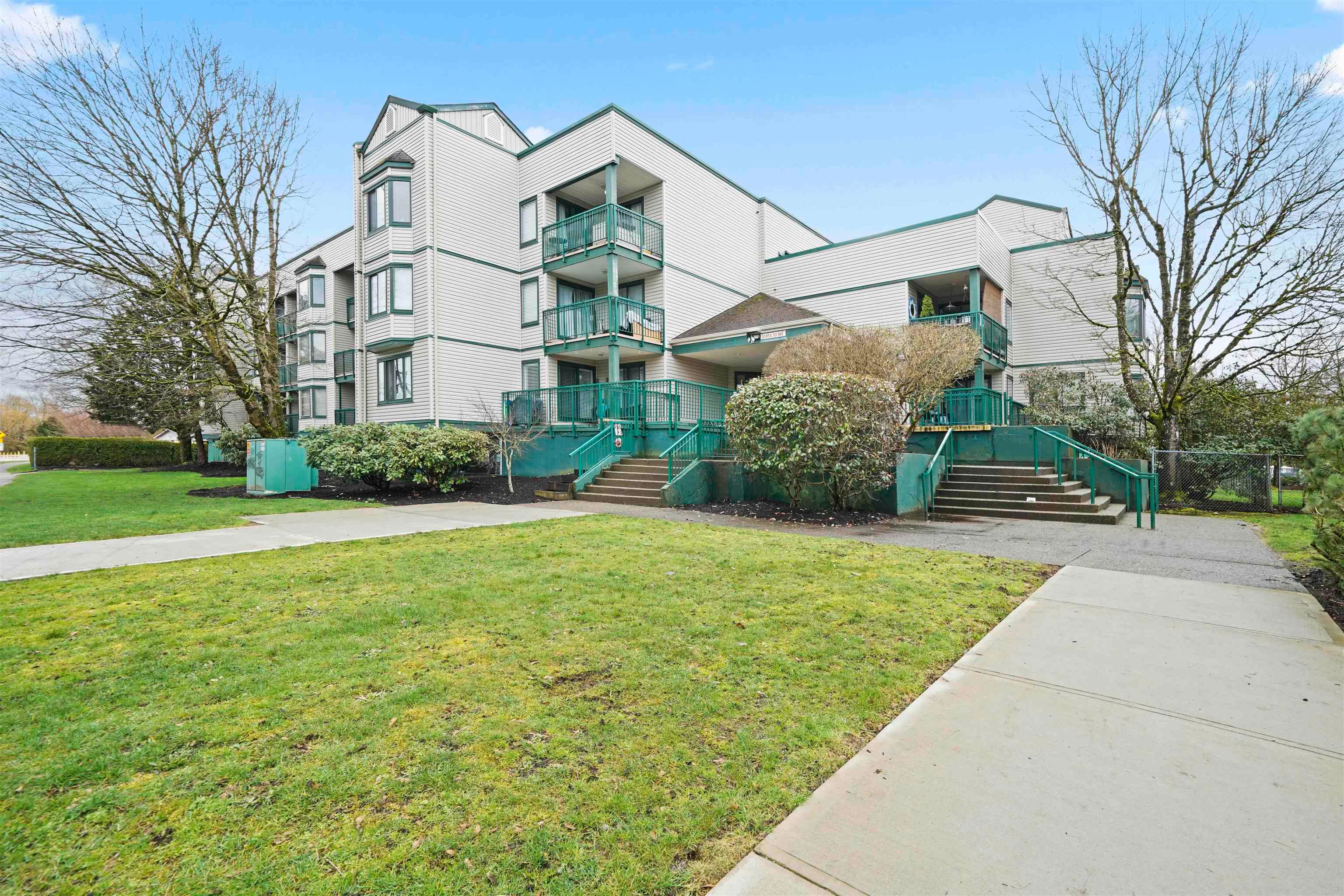 Main Photo: 210 20454 53 Avenue in Langley: Langley City Condo for sale in "Rivers Edge" : MLS®# R2667760