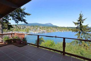 Photo 9: 392 SKYLINE Drive in Gibsons: Gibsons & Area House for sale (Sunshine Coast)  : MLS®# R2238412